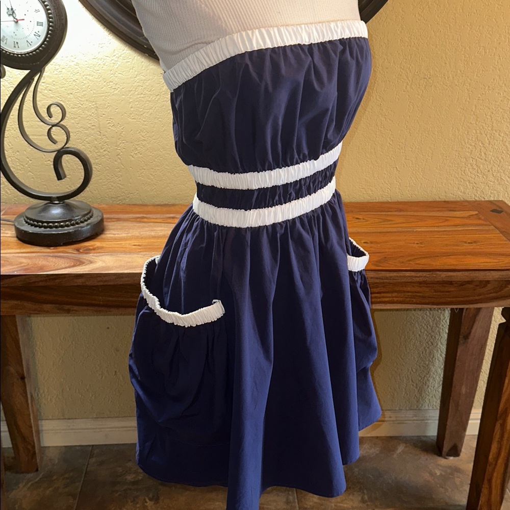 Strapless Blue and White Dress - Picture 3 of 8